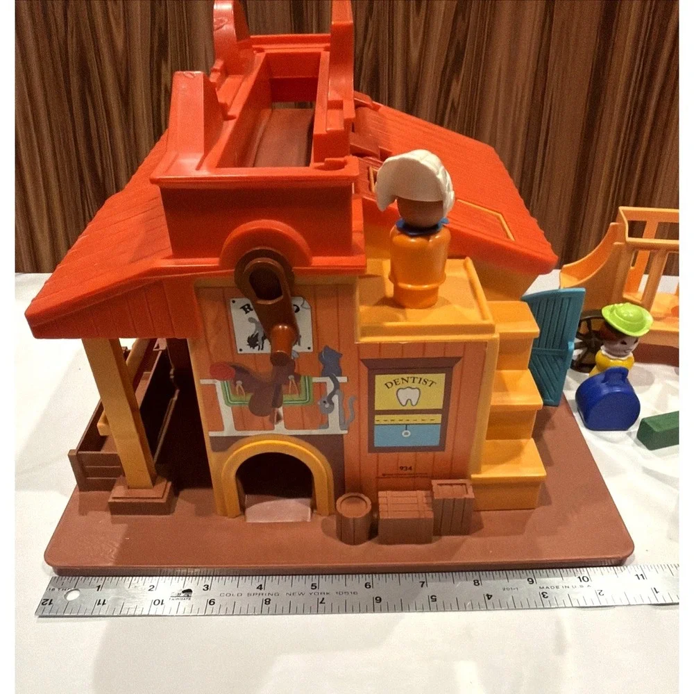 Vintage Fisher Price Little People #934 Western Town Playset 1982 Playset Horse